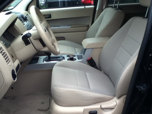 2011 Ford Escape 31 FOOT