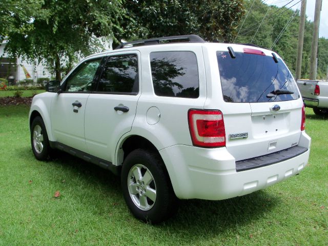2011 Ford Escape 31 FOOT
