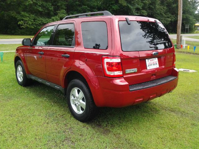 2011 Ford Escape 31 FOOT