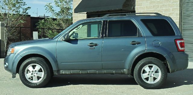 2011 Ford Escape 31 FOOT