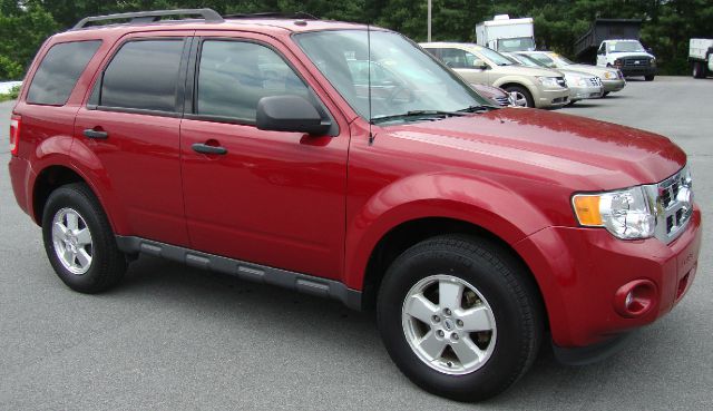 2011 Ford Escape 31 FOOT