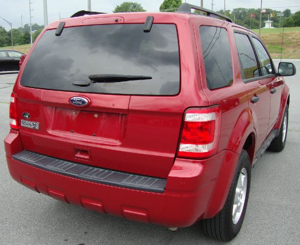2011 Ford Escape 31 FOOT
