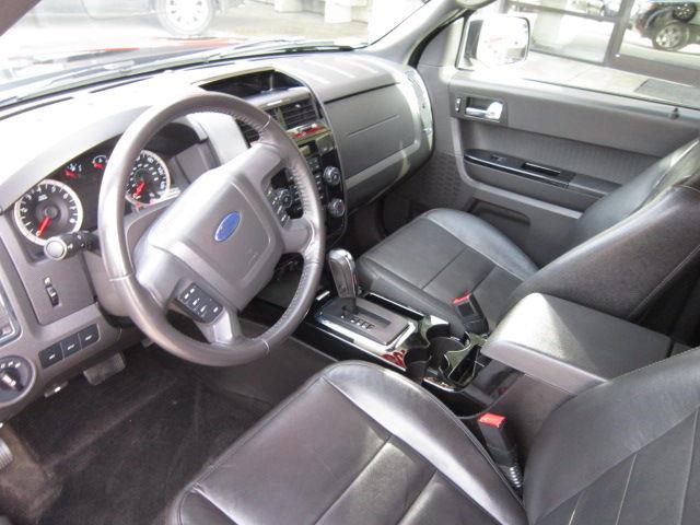 2011 Ford Escape SLT 25