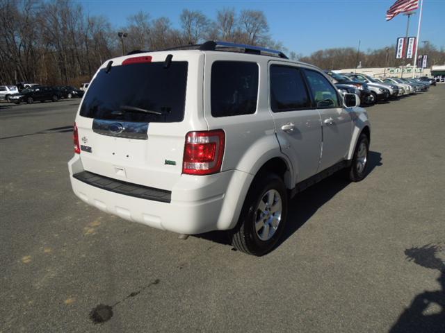 2011 Ford Escape Yaris Sedan