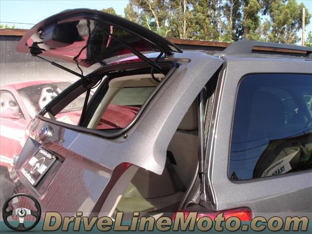 2011 Ford Escape ESi