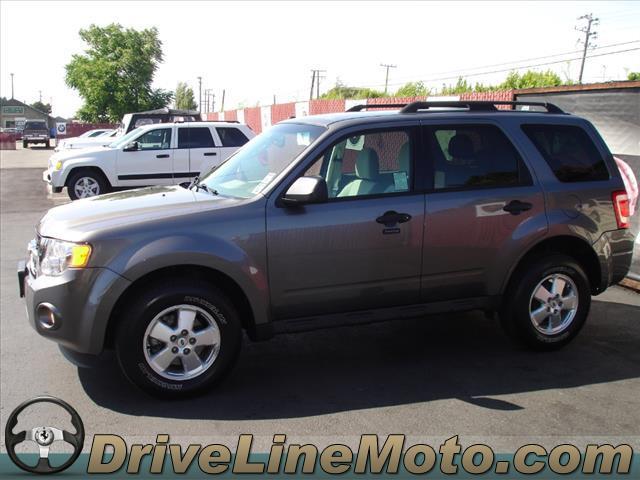 2011 Ford Escape ESi