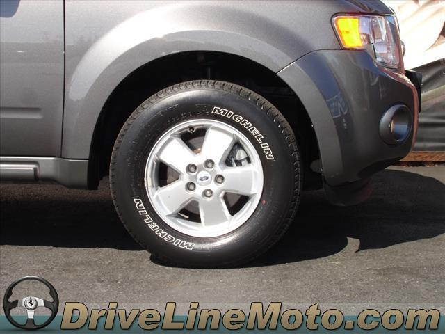 2011 Ford Escape ESi