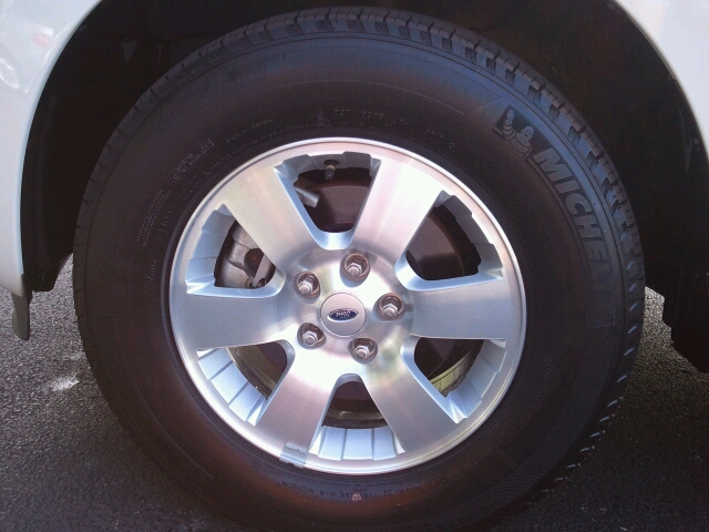 2011 Ford Escape SLT 25