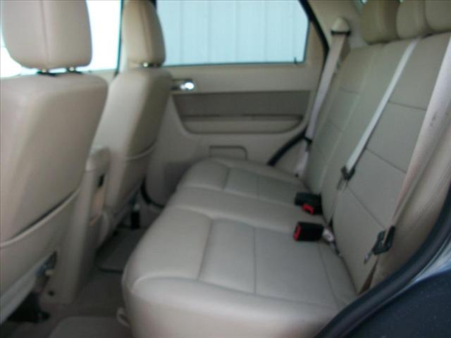 2011 Ford Escape SLT 25