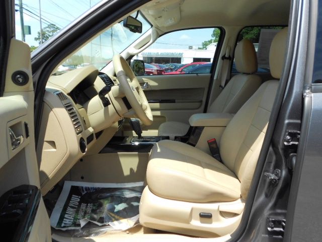 2011 Ford Escape Super