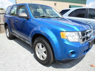 2011 Ford Escape XLS