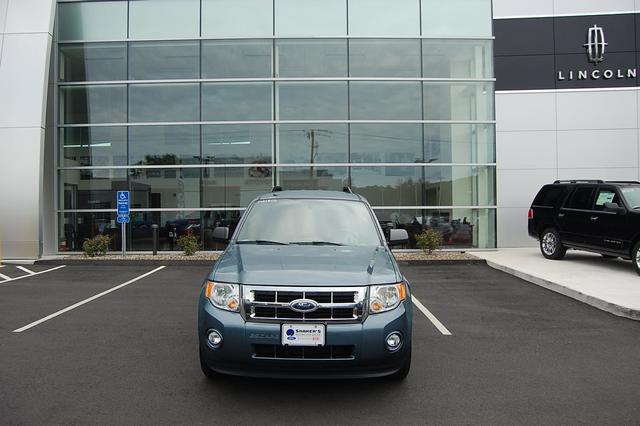 2011 Ford Escape ESi