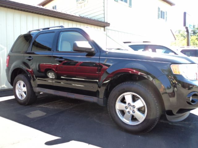2011 Ford Escape 31 FOOT
