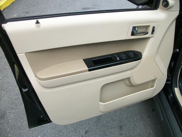 2012 Ford Escape SLT 25