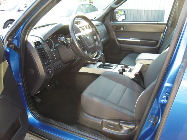 2012 Ford Escape 31 FOOT