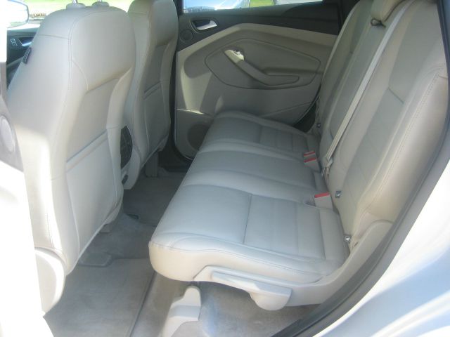 2013 Ford Escape Xe-v6