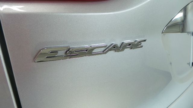 2013 Ford Escape Xe-v6