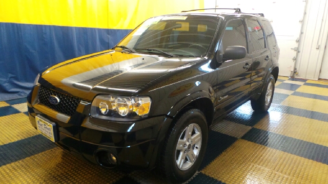 2006 Ford Escape Hybrid Ram 3500 Diesel 2-WD