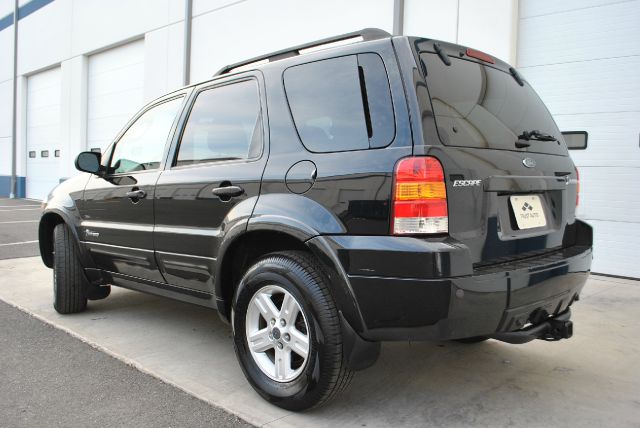 2007 Ford Escape Hybrid Ram 3500 Diesel 2-WD