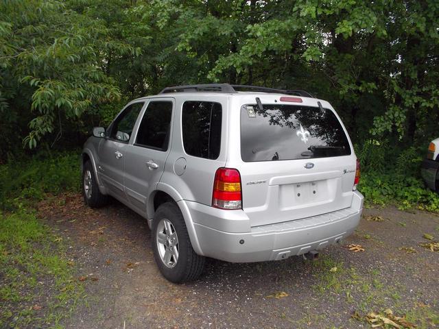 2007 Ford Escape Hybrid ESi