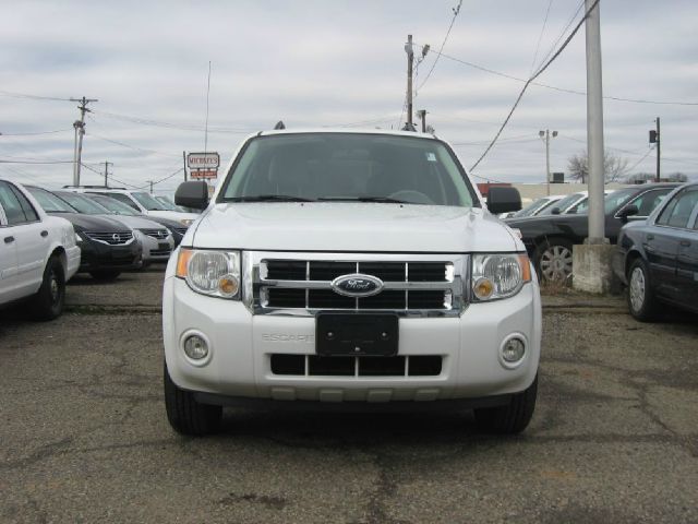 2008 Ford Escape Hybrid Ram 3500 Diesel 2-WD