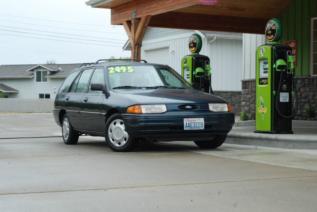 1995 Ford Escort Elk Conversion Van