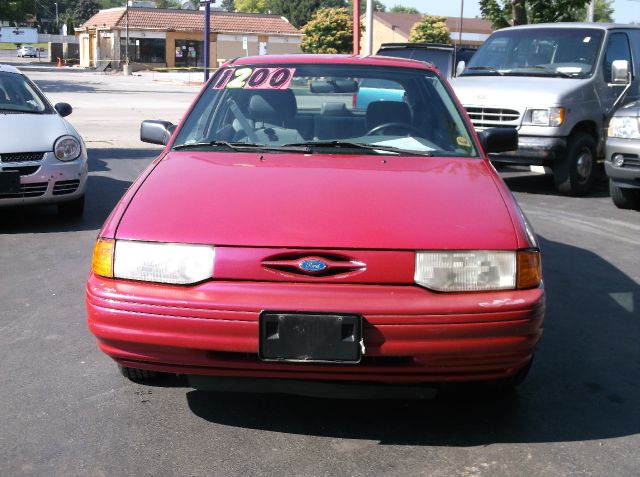1995 Ford Escort 4dr Auto S Sedan