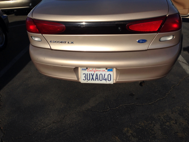 1997 Ford Escort 4dr Auto S Sedan