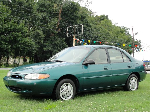 1997 Ford Escort 4dr Auto S Sedan