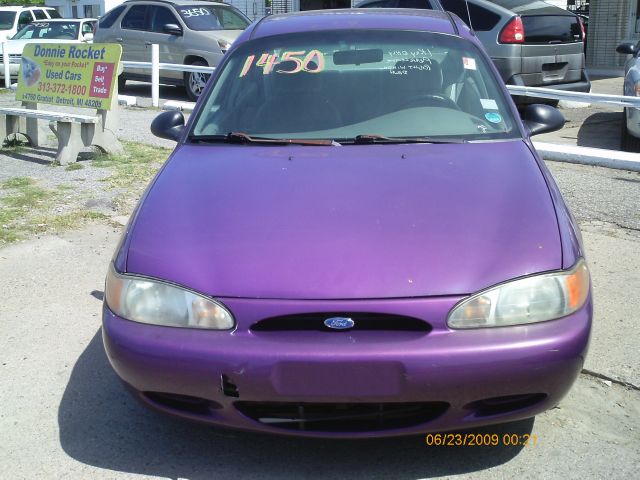 1997 Ford Escort 4dr Auto S Sedan