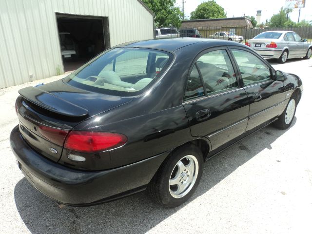 1998 Ford Escort SE