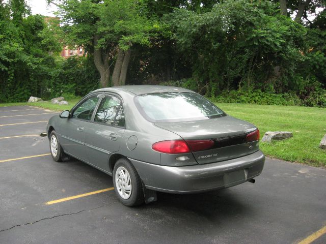 1998 Ford Escort SE