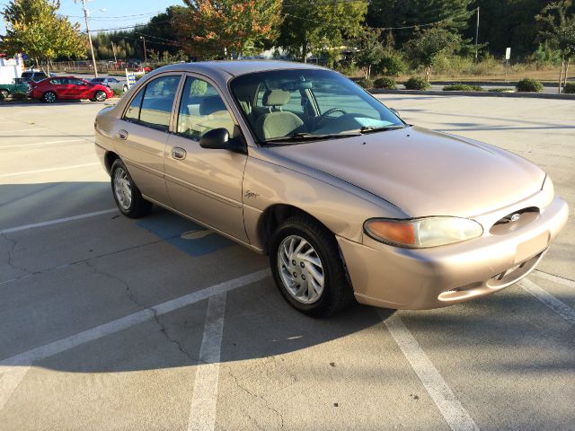 1998 Ford Escort SE