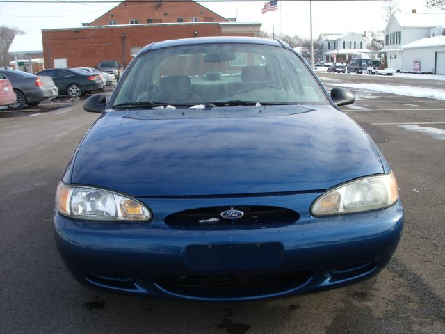1999 Ford Escort SE