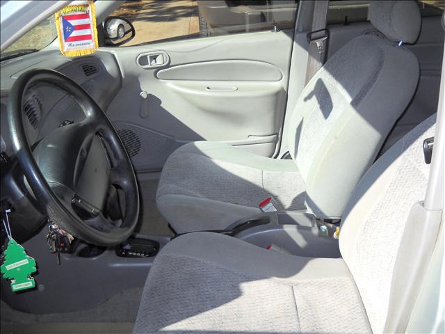 1999 Ford Escort SE