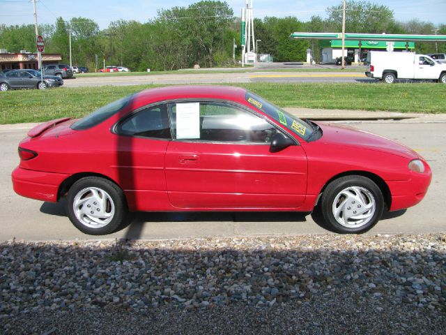 2000 Ford Escort LS Premium Ultimate