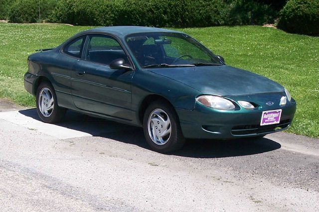 2000 Ford Escort LS Premium Ultimate