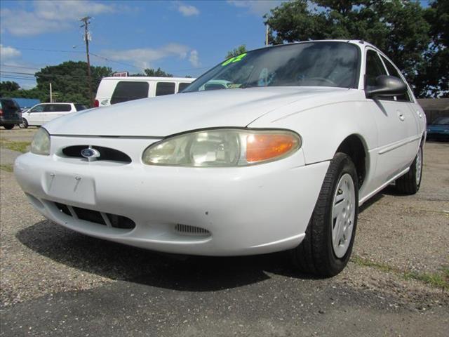2002 Ford Escort XL Reg Cab 2WD