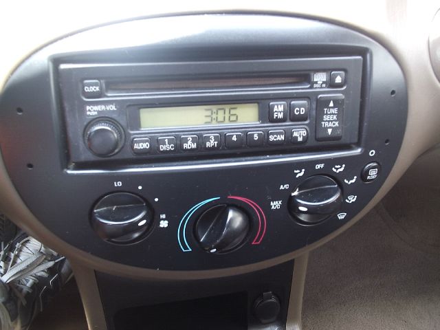 2003 Ford Escort ZX2 Sportback LS