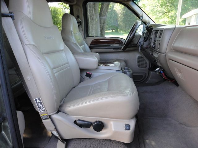 2000 Ford Excursion Super