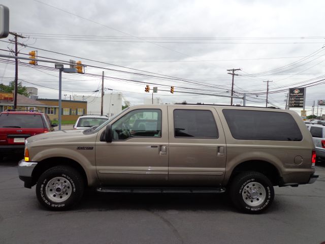 2000 Ford Excursion SL 4x4 Regular Cab