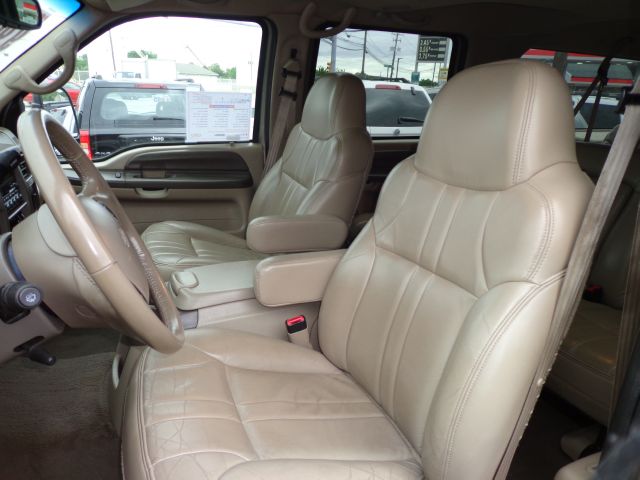 2000 Ford Excursion SL 4x4 Regular Cab