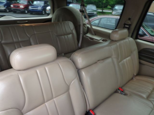 2000 Ford Excursion SL 4x4 Regular Cab