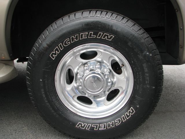 2001 Ford Excursion Super