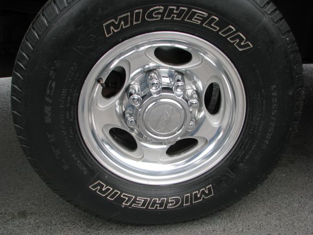 2001 Ford Excursion Super