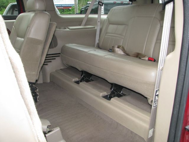 2001 Ford Excursion Super