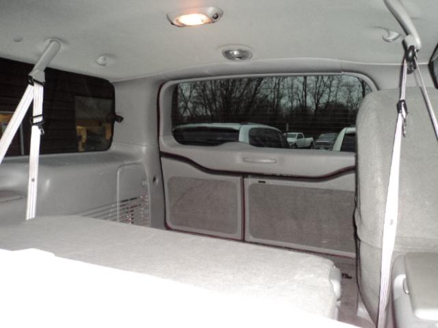 2001 Ford Excursion Unknown