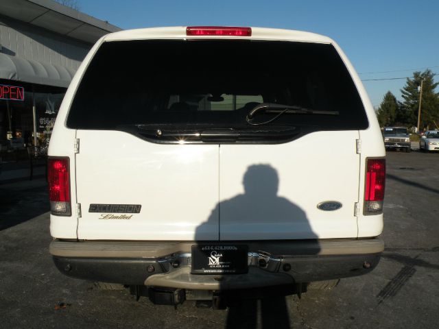 2002 Ford Excursion SXT W/moonroof