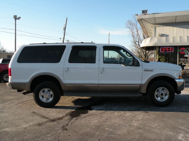 2002 Ford Excursion SXT W/moonroof