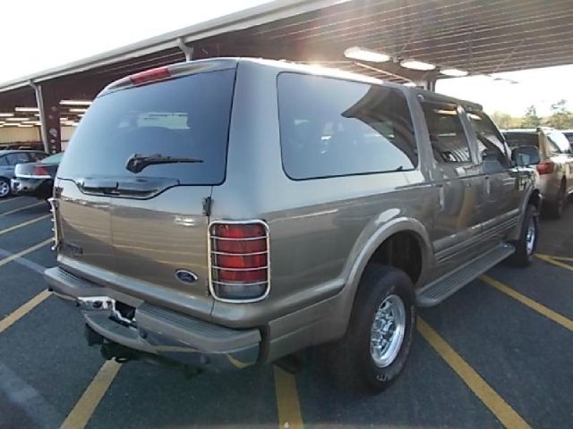 2002 Ford Excursion 4DR FWD LTD 3.3L AT